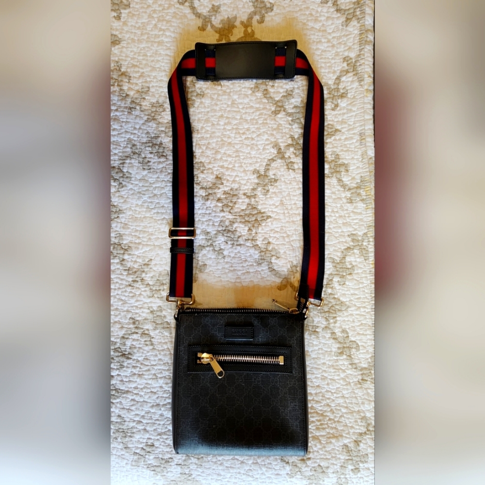 Gucci GG Messenger Bag